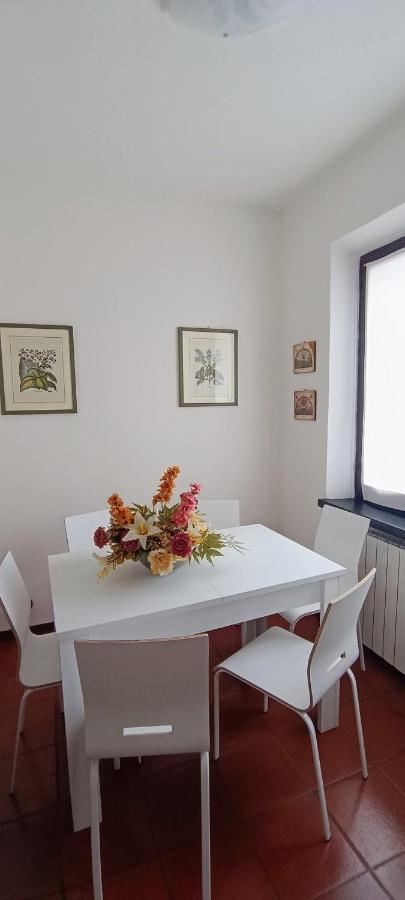 La Casa Di Gigliola Villa มอนติเชียโน ภายนอก รูปภาพ